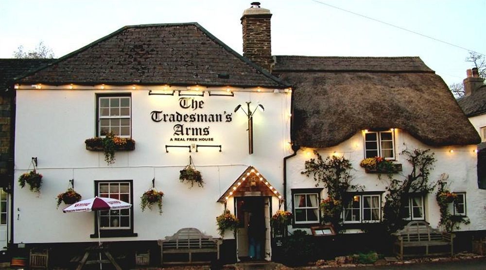 The Tradesmans Arms Acomodação com café da manhã Kingsbridge  Exterior foto